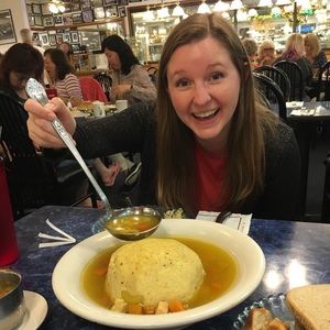 Meet your Posher, Addie